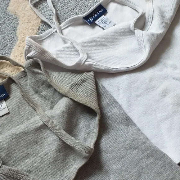 🗽vintage Express ribbed spaghetti strap tanks - Picture 2 of 2